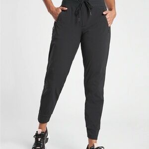 Athleta Trekkie North Joggers